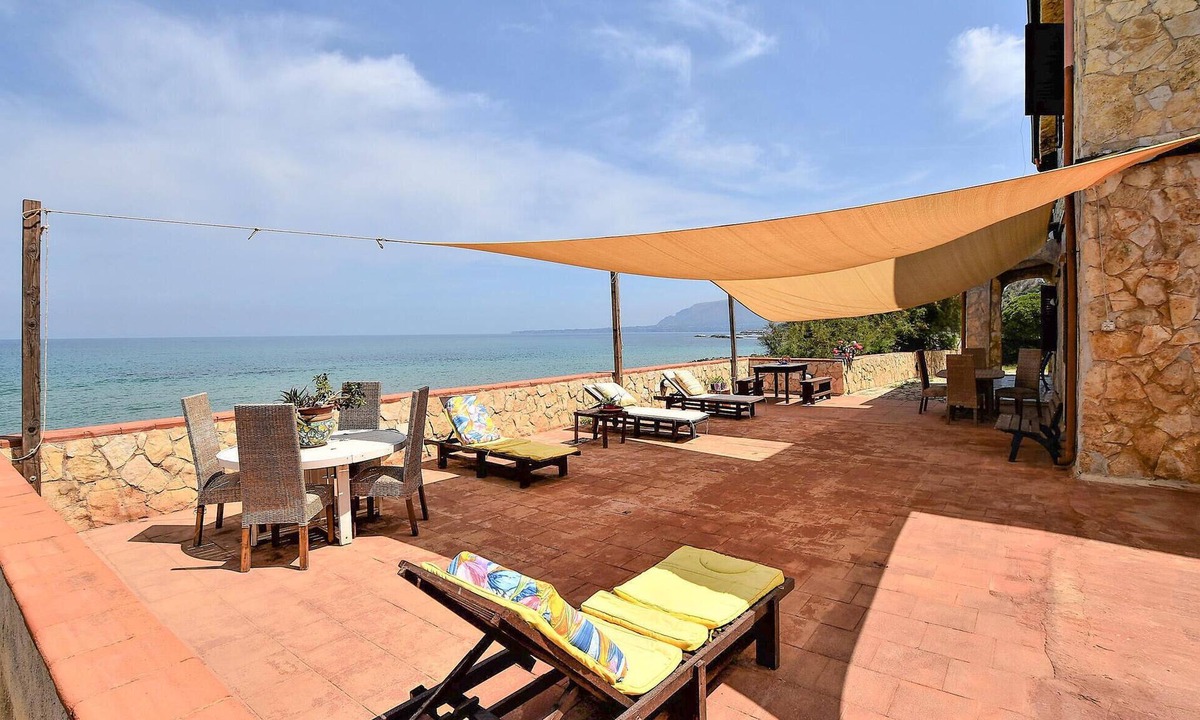 Trappeto Apartment | 2 bedroom awesome apartment in Trappeto