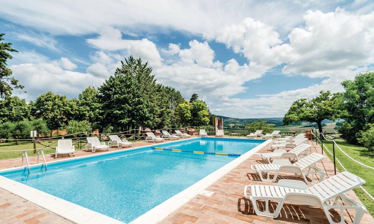 Castiglione del Lago Apartment | 2 bedroom accommodation in Castiglione d.Lago PG