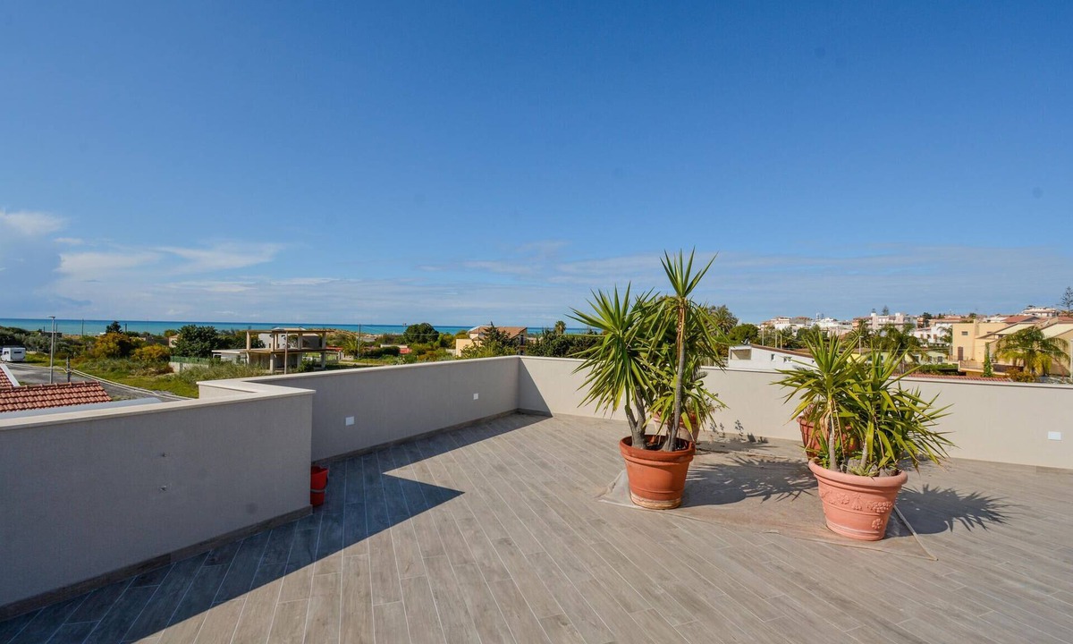 Marina di Modica Apartment | 3 bedroom gorgeous apartment in Marina di Modica