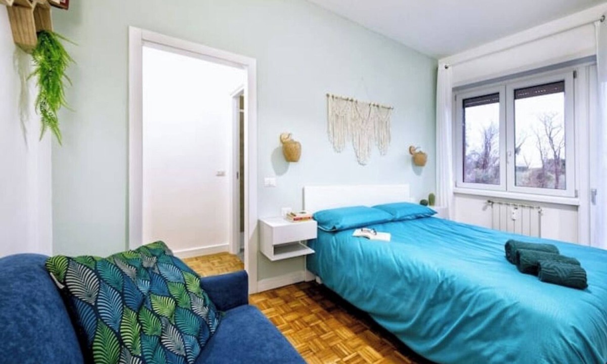 Ostiense Apartment | "3 Steps From": Metro Marconi
