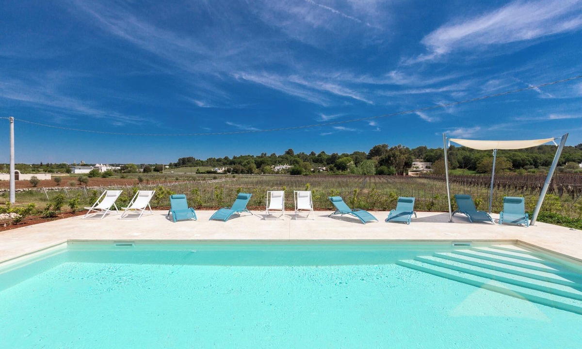 Ostuni Cottage | 3930 Trulli Le Chiancaredde Ostuni by BarbarHouse