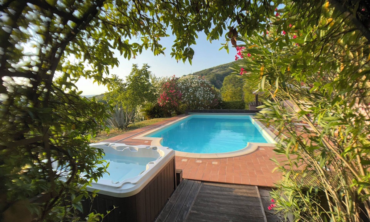 Guardea Villa | 4BR Umbria Villa on 9 Private Acres - Pool, Jacuzzi, Sauna & AC