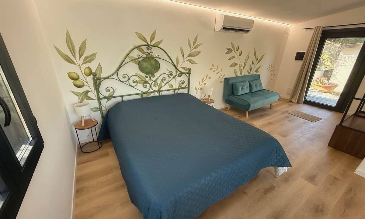 Buggiano House | A tiny house among the olive trees · comfort · views of Tuscany