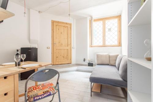 Old Town Apartment | AM Stays 3 - Etruscan Arch Heritage Suite