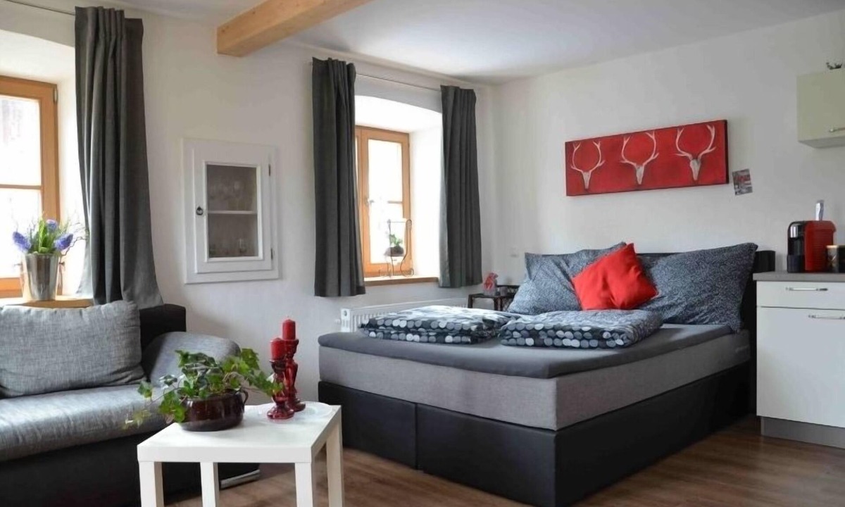 Hart Apartment | Amalie