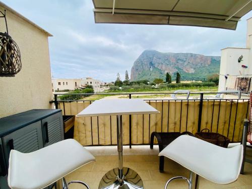 San Vito Lo Capo Apartment | Amarena Casa Vacanze Wifi Parking Veranda