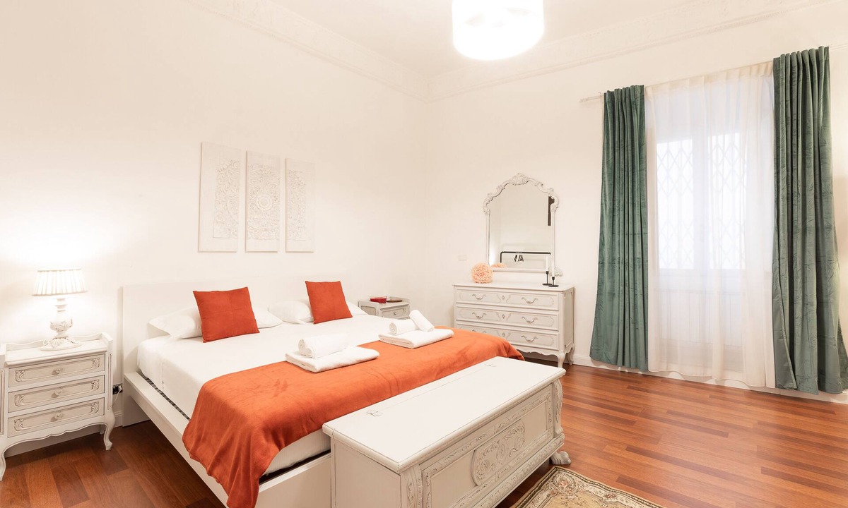 Rione VII Regola House | AMATA Pantheon Suite