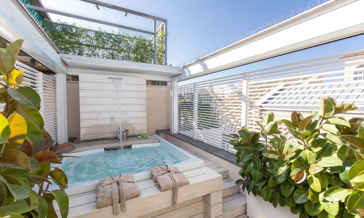 Rome City Centre Apartment | Amazing 3 Levels Penthouse Piazza Venezia