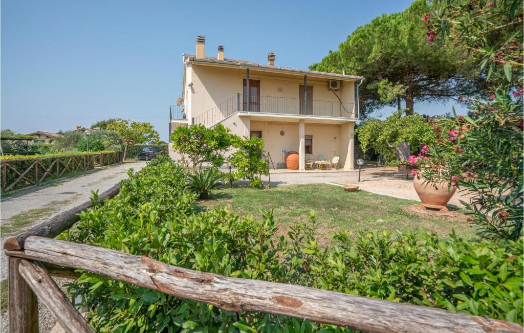 Capalbio Apartment | Amazing Apartment In Capalbio Scalo