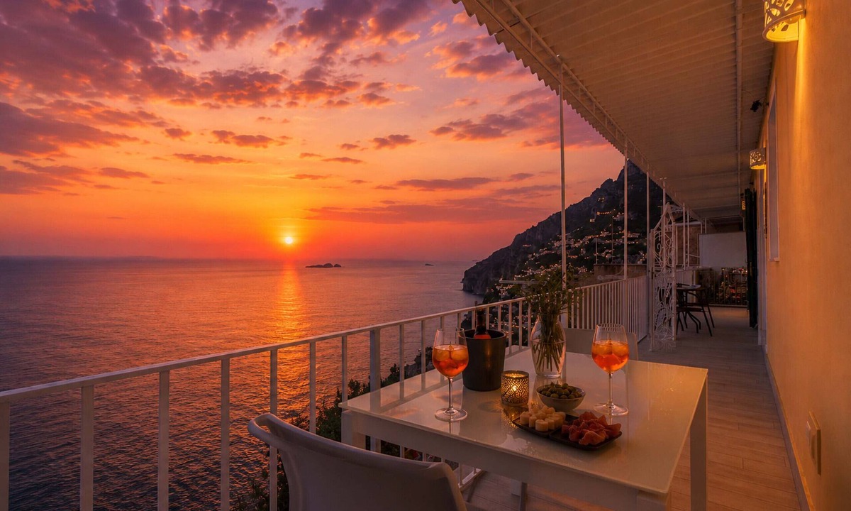 Positano Villa | AMORE RENTALS - Villa Anna with private Terrace and Sea View