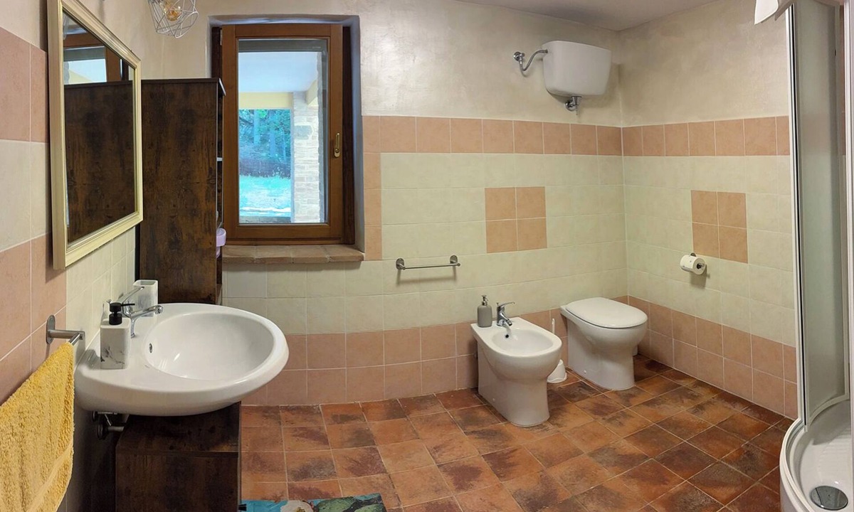 Paciano Bed & Breakfast | An oasis of peace with a view of al Lago Trasimeno.