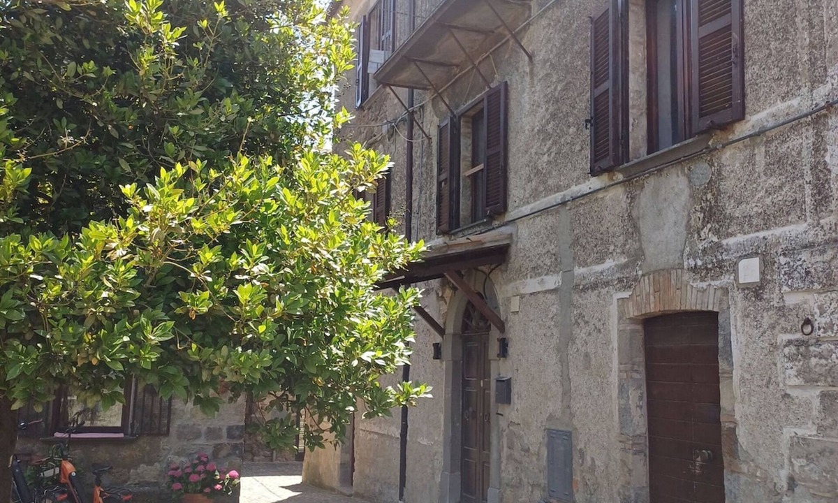 Bolsena Apartment | Ancient House of the Booty