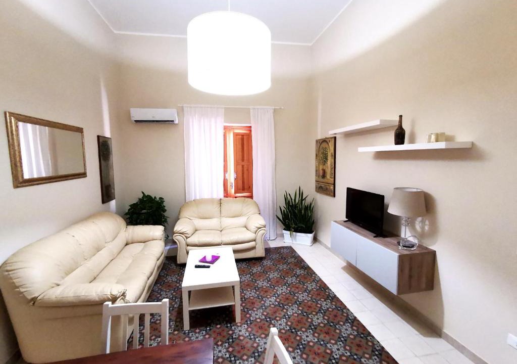 Marsala Apartment | Angela House