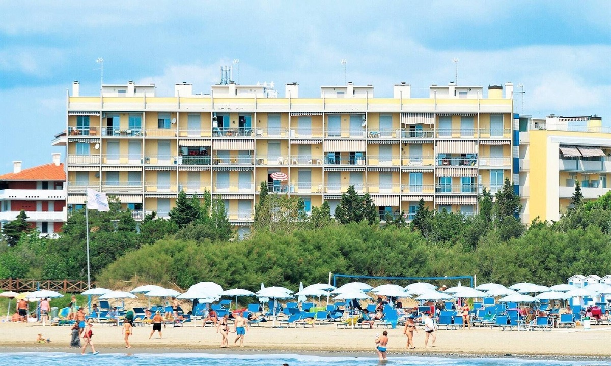 Porto Santa Margherita Apartment | Apartment in Porto Santa Margherita near Beach