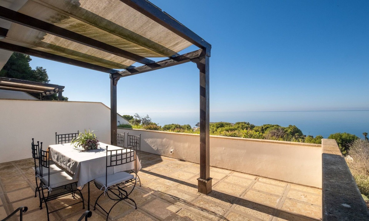 Santa Caterina Apartment | Apartment 'Cala D'Aspide - Apt 6' with Sea View, Wi-Fi and Air Conditioning
