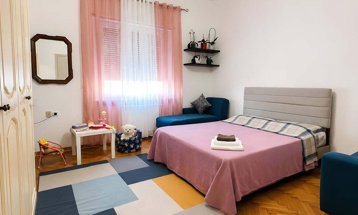 Barriera Vecchia-San Giacomo Apartment | Apartment 'Adele' with Wi-Fi and Air Conditioning