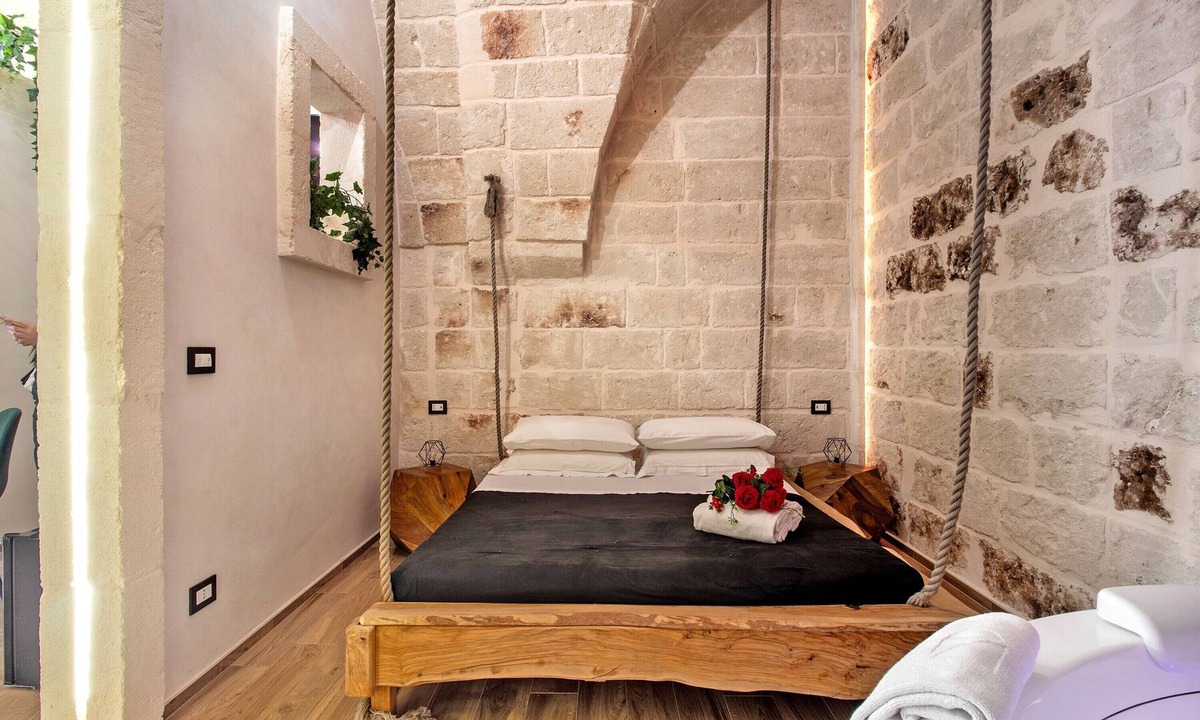 Fasano Apartment | Apartment 'Angelsuite' with Wi-Fi and Air Conditioning