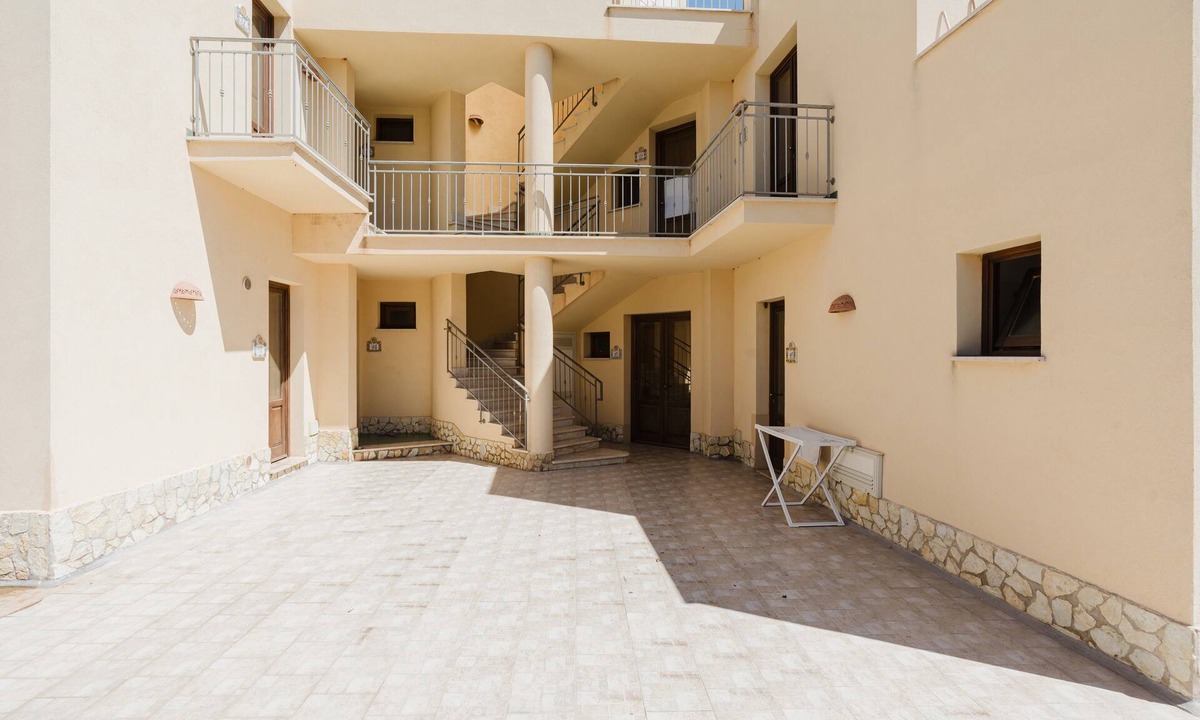 San Vito Lo Capo House | Apartment 'Casa Vacanza Paradise Piano Terra' with Private Terrace, Wi-Fi and Air Conditioning