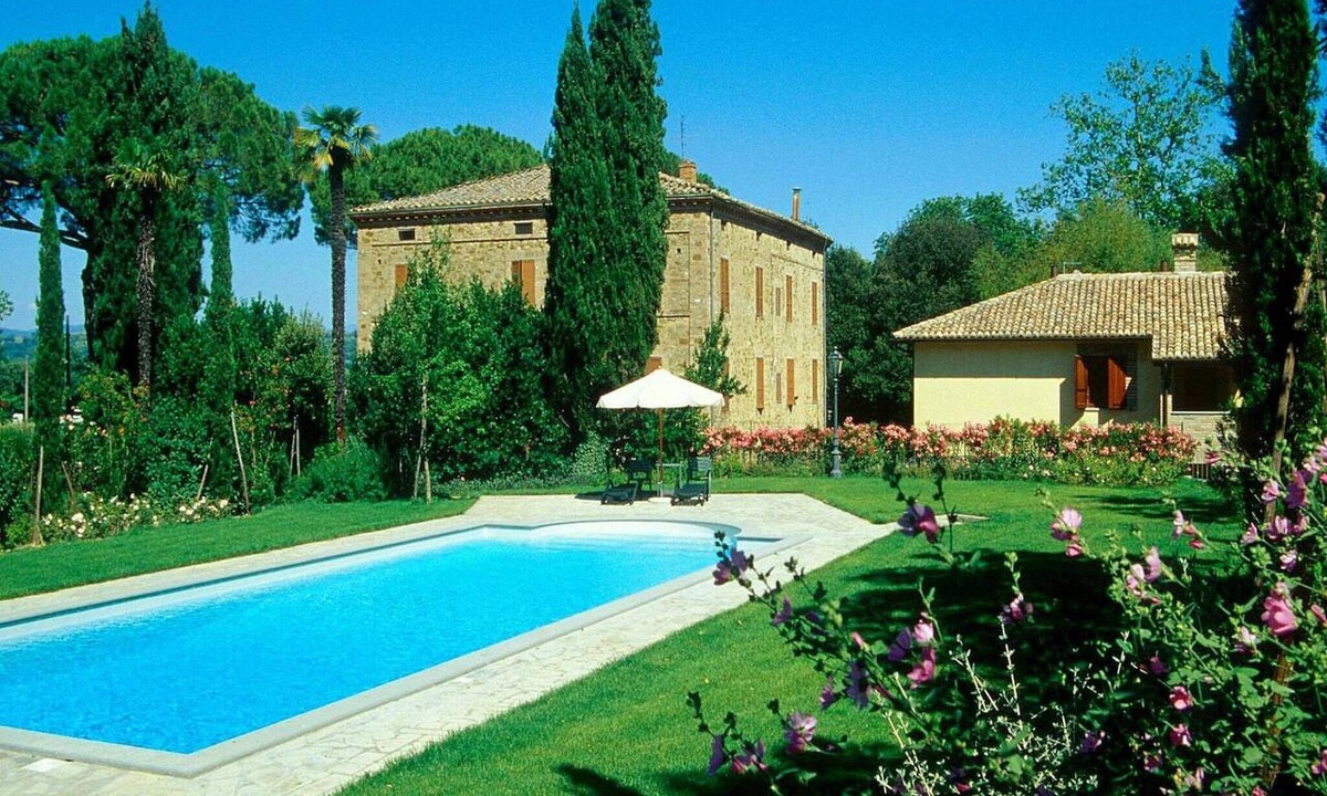 Perugia Apartment | Apartment in Perugia with Pool & Terrace