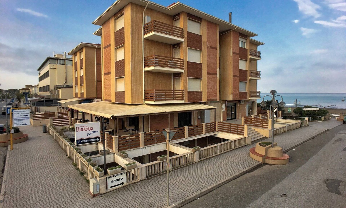 Donoratico Apartment | Apartment near Marina Castagneto Beach