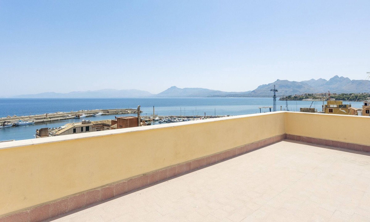 Porticello Apartment | Apartment 'La Casa Di Nonna Enza' with Private Terrace