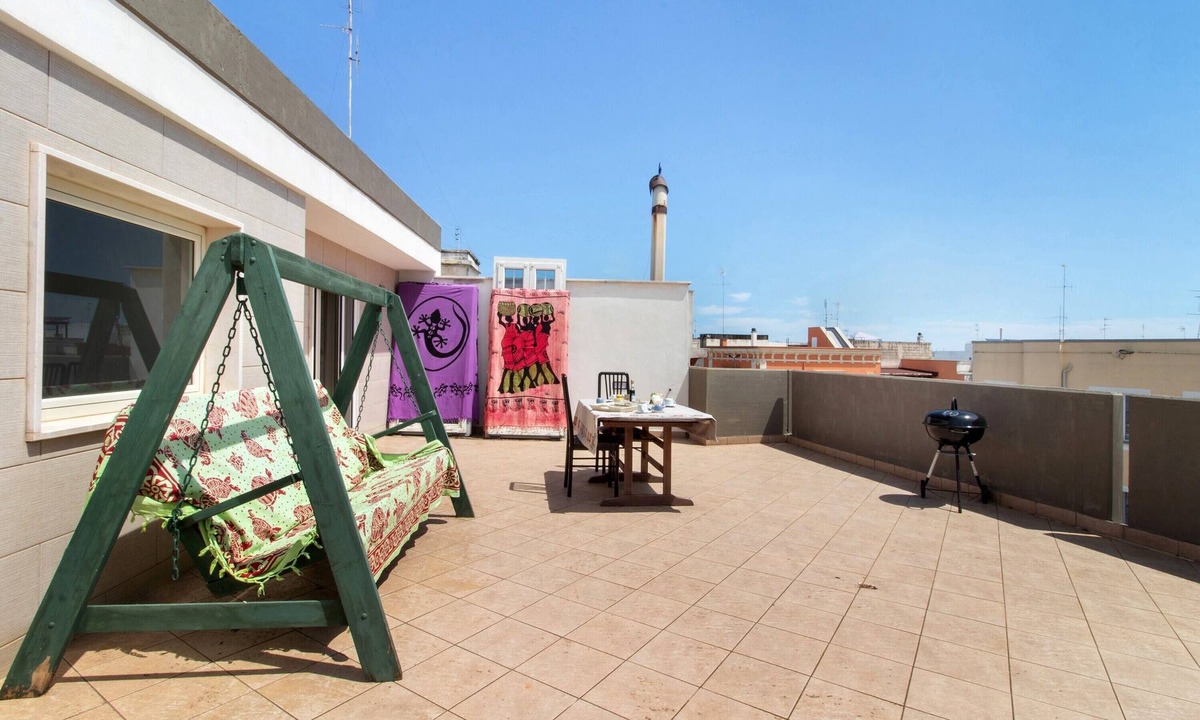Cellamare Apartment | Apartment 'La Mansarda - Terrazze Relax A Due' with Balcony, Wi-Fi and Air Conditioning