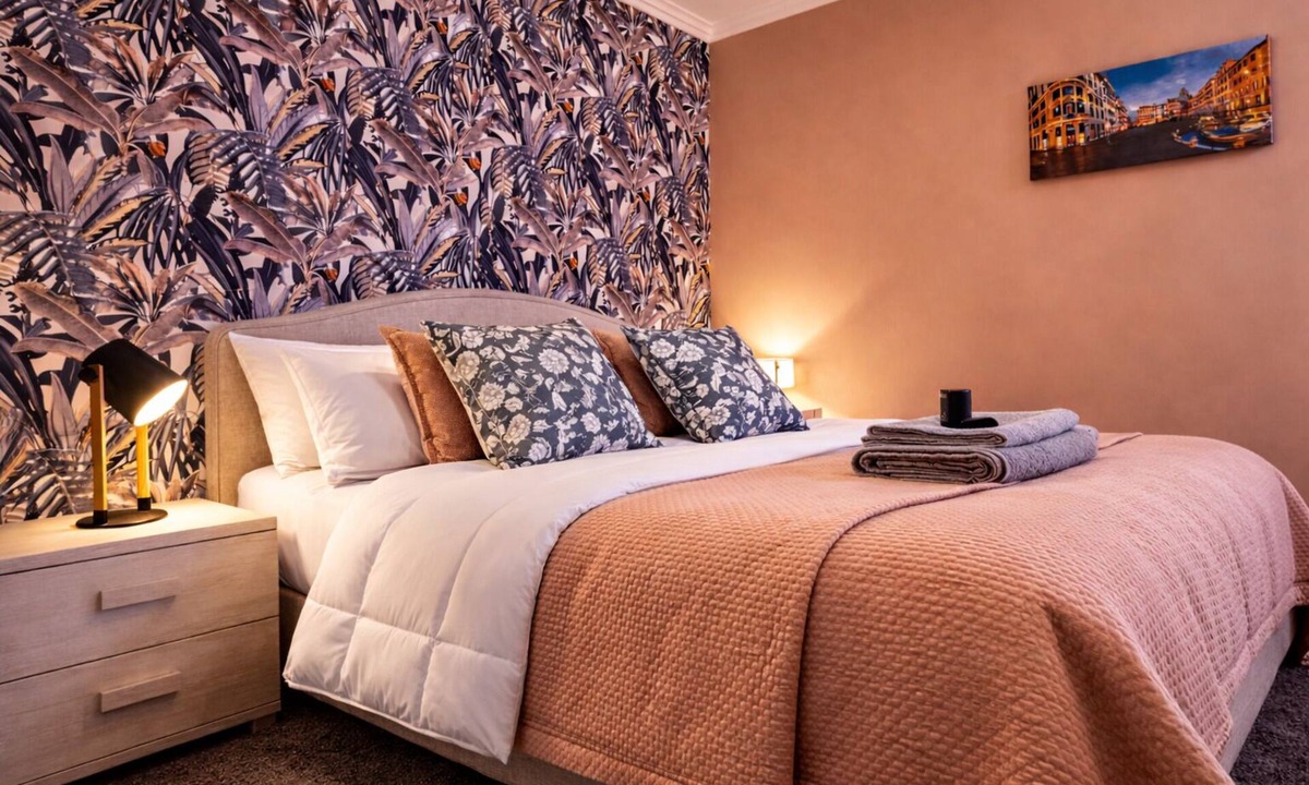 Ostiense Apartment | Apartment Mari&Lucio-Metro Basilica S.Paolo, 4 stops to Colosseum, 15min Termini