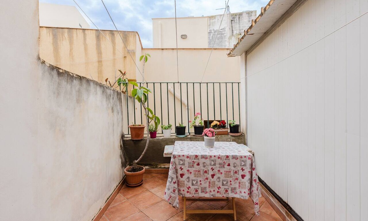 Trapani City Centre Apartment | Apartment 'Marilù' with Private Terrace and Wi-Fi