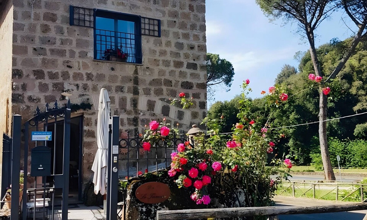 Sutri Apartment | Apartment 'Mitreo' with Wi-Fi and Air Conditioning