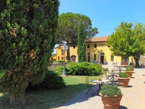 Capraia e Limite Apartment | Apartment Montereggi-3 by Interhome