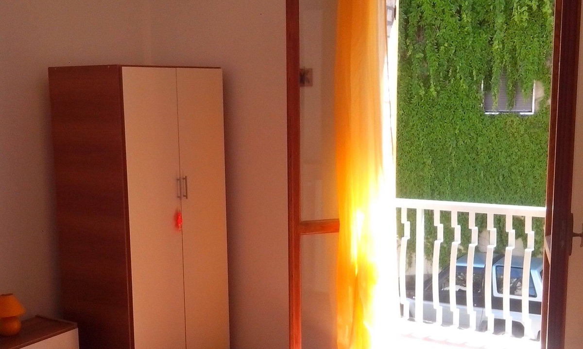 Bastia Umbra Apartment | Apartment near Assisi, 6 people with private parking, first floor