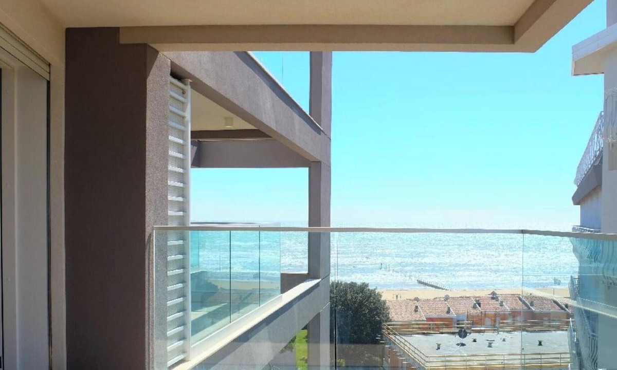 Faro Apartment | Apartment 'Nember Sea Houses' with Sea View, Private Terrace and Balcony
