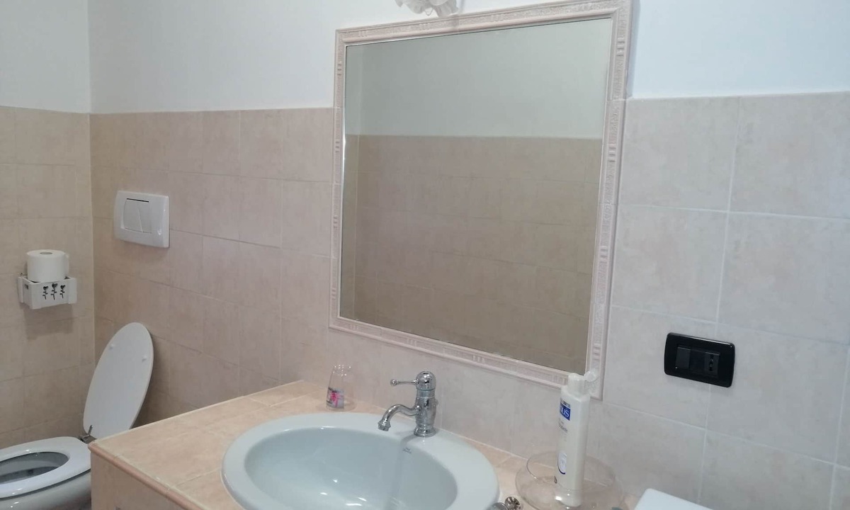 Tuscolano Apartment | Apartment next to the metro to the historic center