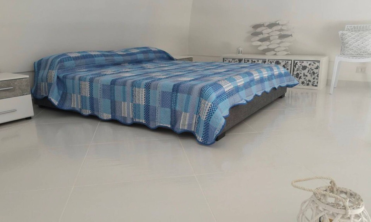Ponza Apartment | Apartment 'Villa Le Palette - Glicine' with Sea View, Wi-Fi and Air Conditioning