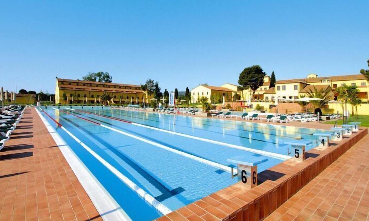 Piombino Apartment | Apartment with balcony in the Poggio all'Agnello Resort, Piombino