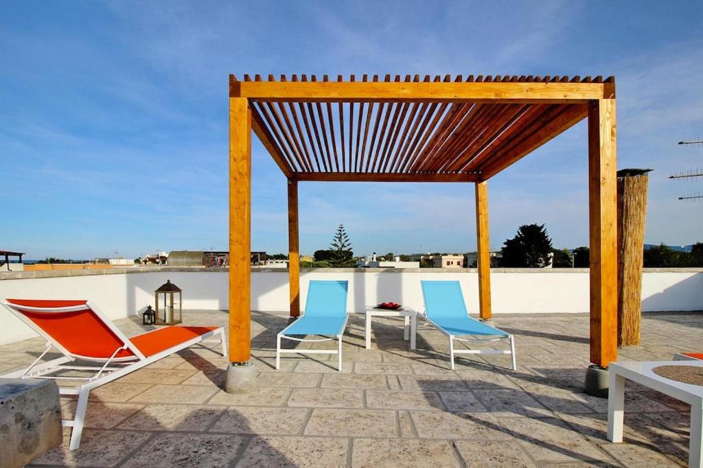 Torre Canne Apartment | Apartment with balcony in Torre Canne