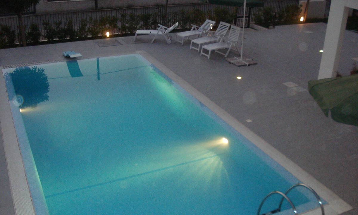 Ginosa Marina Apartment | APARTMENT WITH SHARED POOL.SLEEPS UP TO 6 -7 PEOPLE.