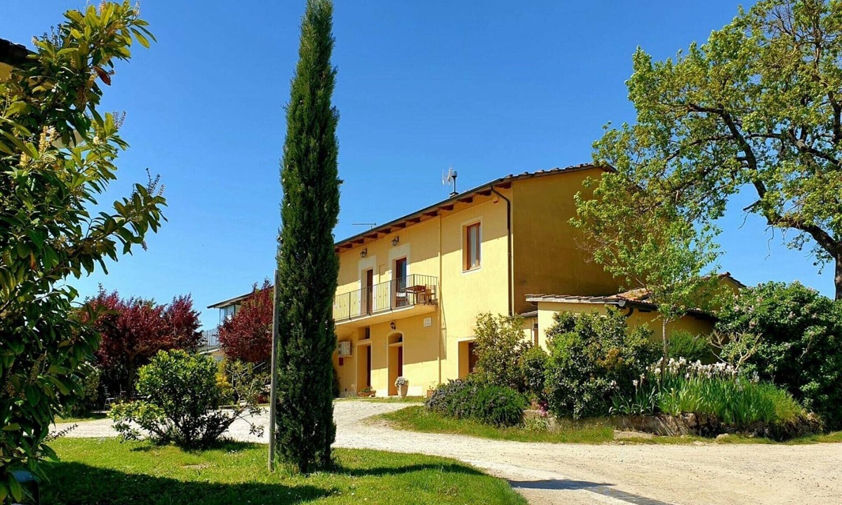 Montepulciano Apartment | Apartment with swimming pool in Tuscany