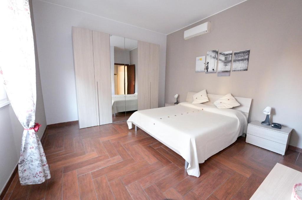 Quartiere XXXIII Lido di Ostia Ponente Apartment | Appartamento centrale