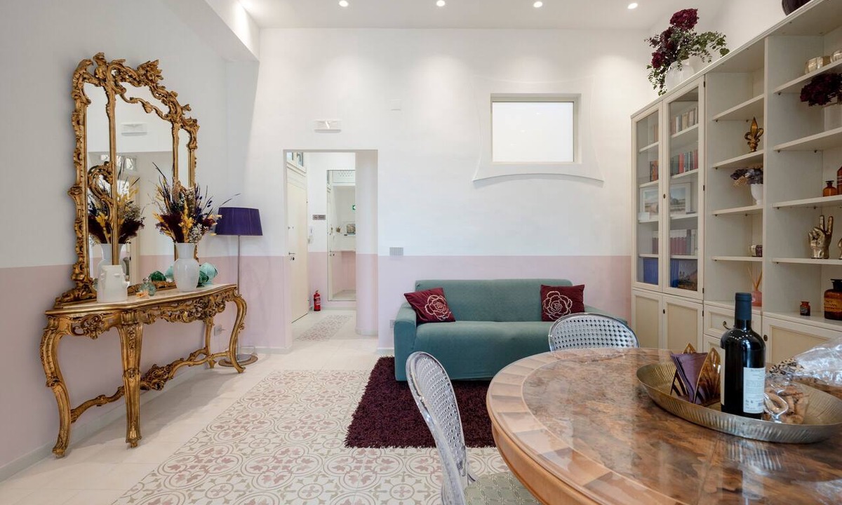 Bari City Centre Apartment | At Home – Luxury Apartment in Bari