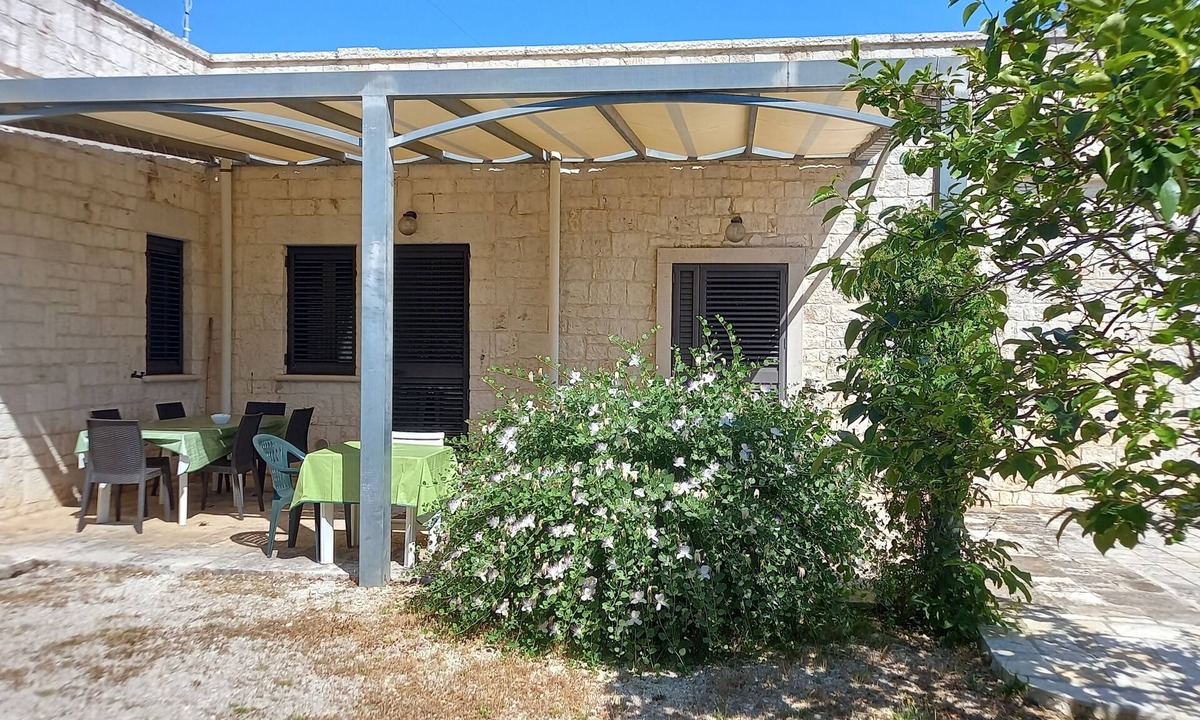 Locorotondo Cottage | Authentic Stone Villa with Hot Tub | Valle d'Itria View | Near Alberobello & Sea