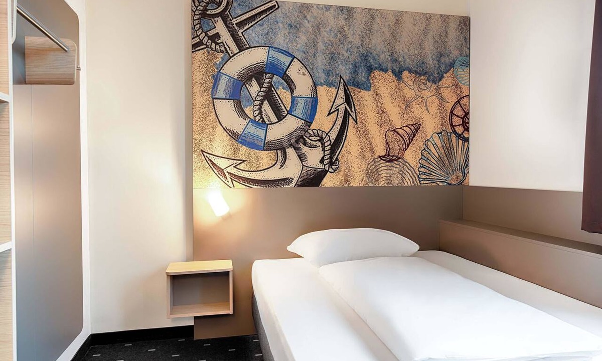 Emden Hotel | B&B Hotel Emden