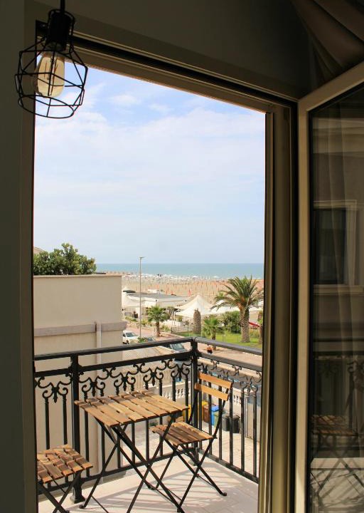Margherita di Savoia Bed & Breakfast | B&B Via Veneto