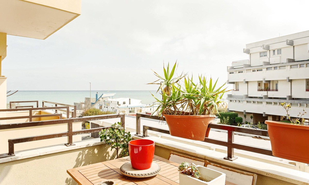 Palese Apartment | Bari Airport Seaview Apartment