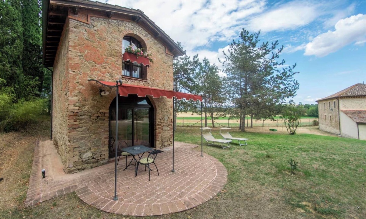 Bagnaia Cottage | Barn - small farmhouse in the woods