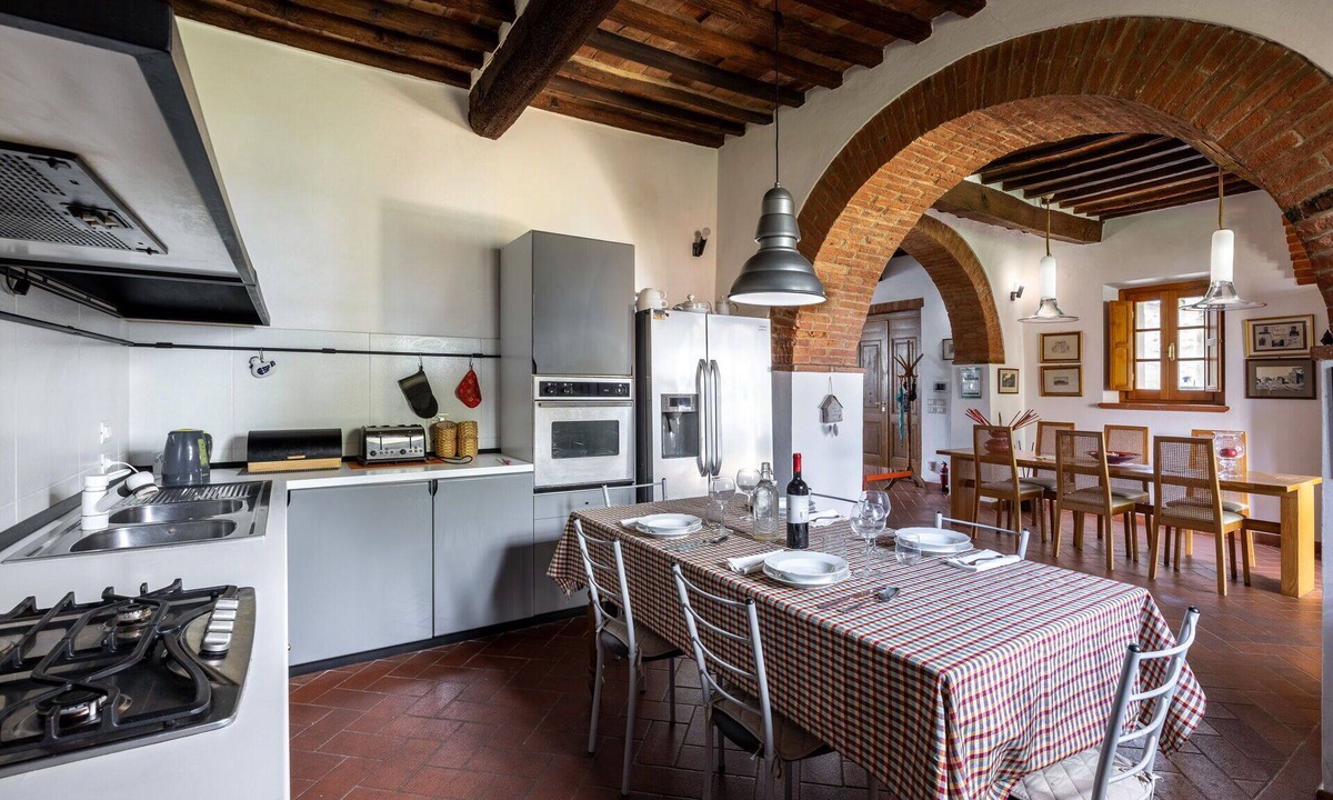 Pienza House | Beautiful apartment in villa for 6 people with WIFI, A/C, TV and veranda, close to Montepulciano