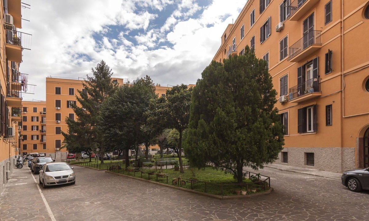 Pigneto Apartment | Beautiful apartment for 4 people with WIFI, TV and pets allowed