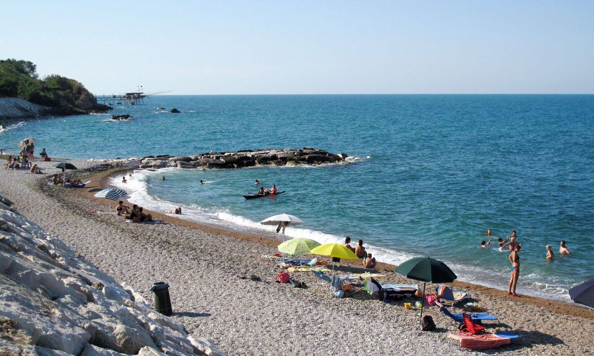 Ortona Apartment | Beautiful apartment for 4 guests with A/C, TV, balcony and pets allowed