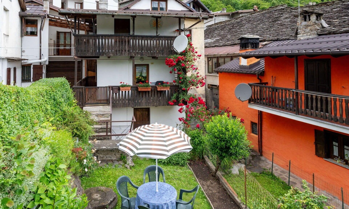 Molini Apartment | Beautiful apartment for 5 guests with WIFI, TV, balcony and pets allowed