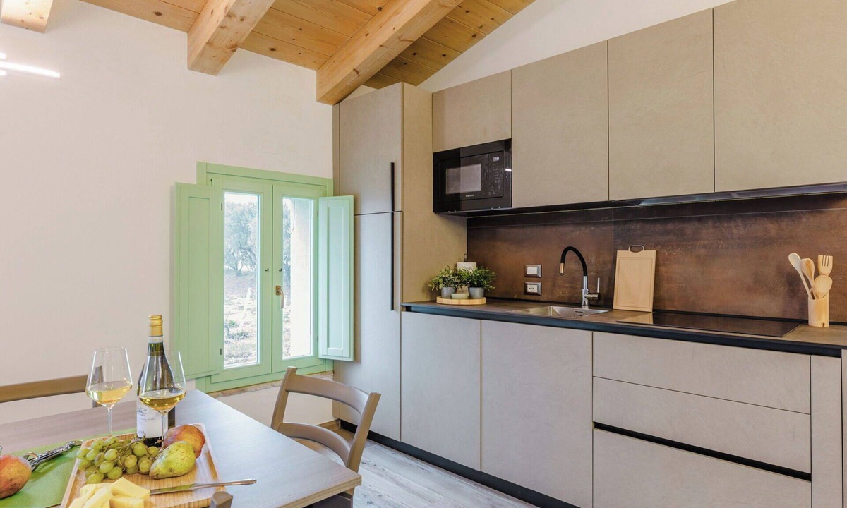 Cupramontana Villa | Beautiful private villa for 12 people with A/C, WIFI, TV, patio and panoramic view
